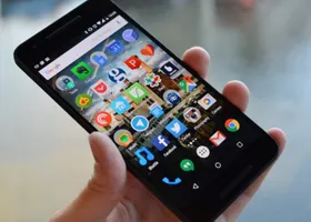 Ponsel Android Anda Kehilangan Performa: Buang Segera Aplikasi Bawaan Ini